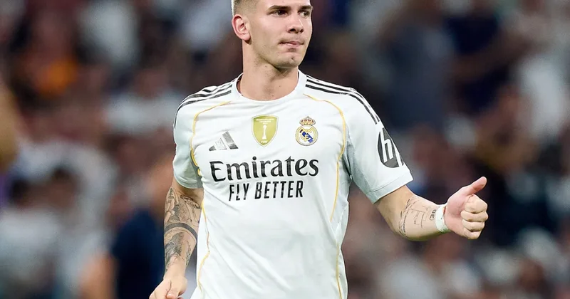 “Real” futbolçusunu “Yuventus”a təklif etdi