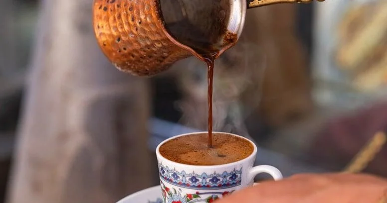 Türk qəhvəsinə bir damla su əlavə edənlərin bildiyi o sirr