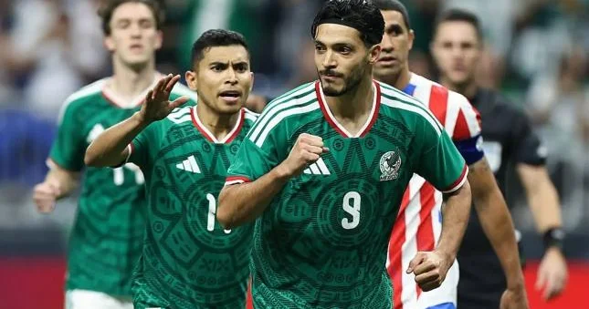 Mundialın açılış matçının heyətləri açıqlandı