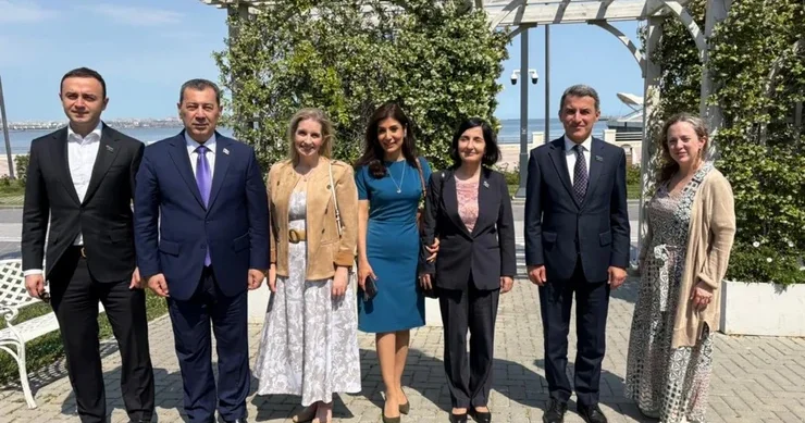 Azərbaycan ABŞ münasibətlərinin gələcəyi müzakirə olunub