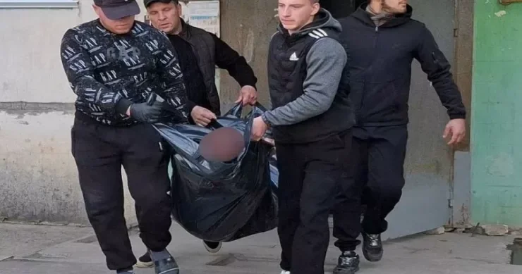 Məşhur bloqer evində güllələndi