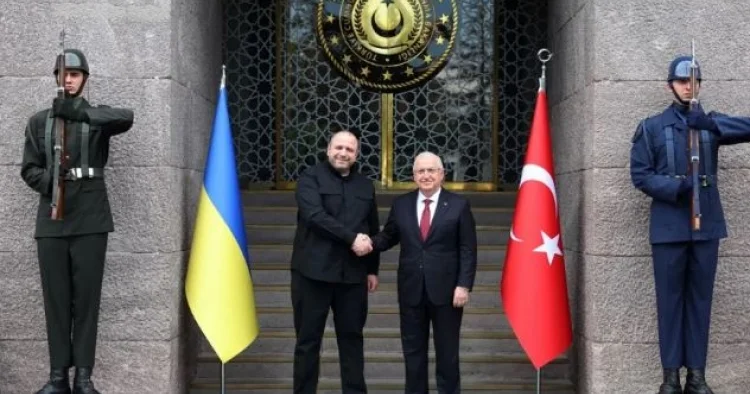 Rüstəm Ümərov Yaşar Gülərlə görüşüb