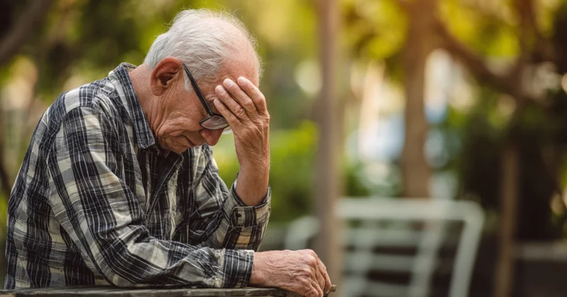 Alzheimer xəstəliyinin inkişafına nə səbəb ola bilər?