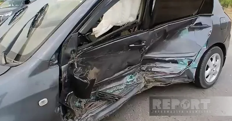 В Бейлагане три человека пострадали при столкновении автомобилей