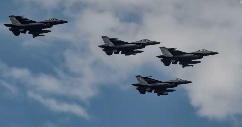 İran hərbi qüvvələri ABŞ ın “F 16“ qırıcı təyyarələrini qaçmağa məcbur etdi...