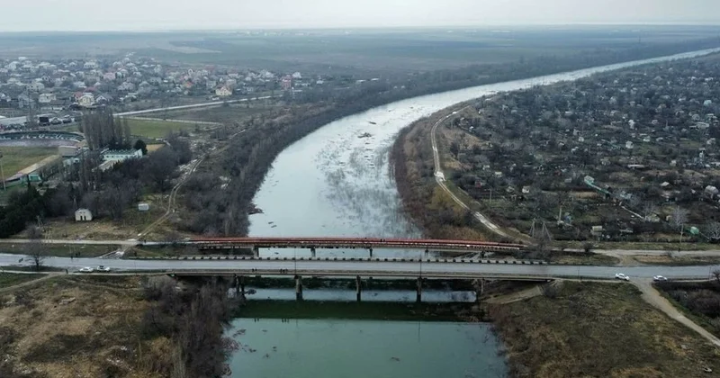 ВСУ нанесли удары по трем мостам между Херсонской областью и Крымом