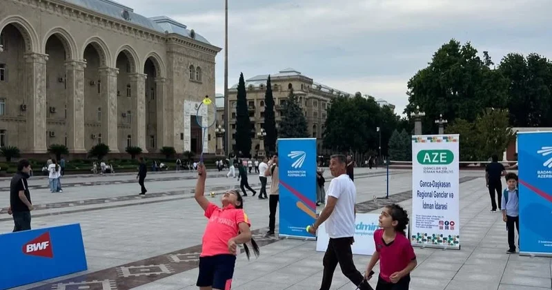 Gəncədə “Meydandan Arenaya” layihəsi çərçivəsində badminton yarışı keçirilib FOTO