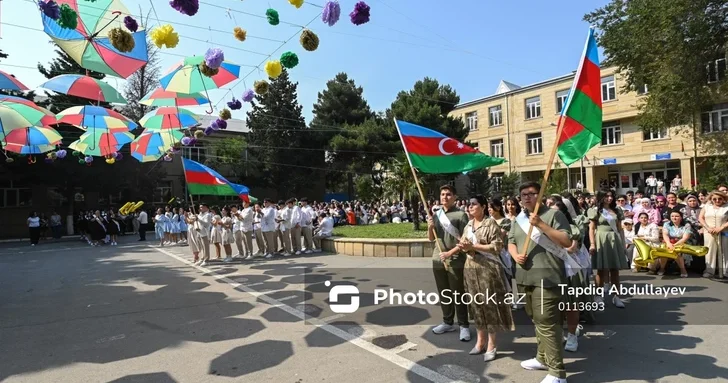 В 11 школах на освобожденных территориях Азербайджана впервые прозвучит Последний звонок