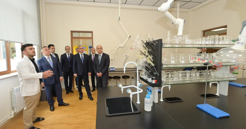 Səhiyyə naziri ilə elm və təhsil naziri Qarabağ Universitetində olublar