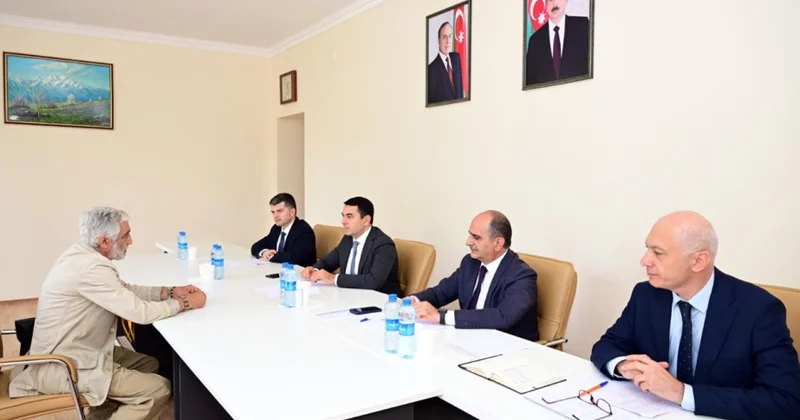 Mədəniyyət naziri Lerikdə vətəndaşların müraciətlərini dinləyib