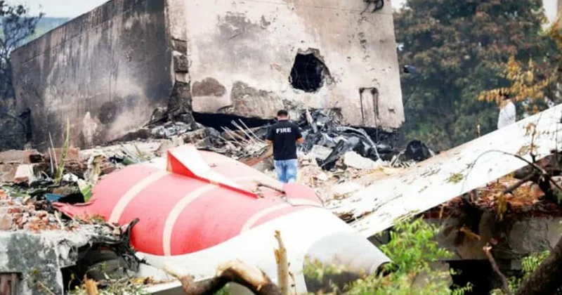 Hindistanda Boeing 787 nin qəzaya uğramasına ekipajın səhvi səbəb ola bilər