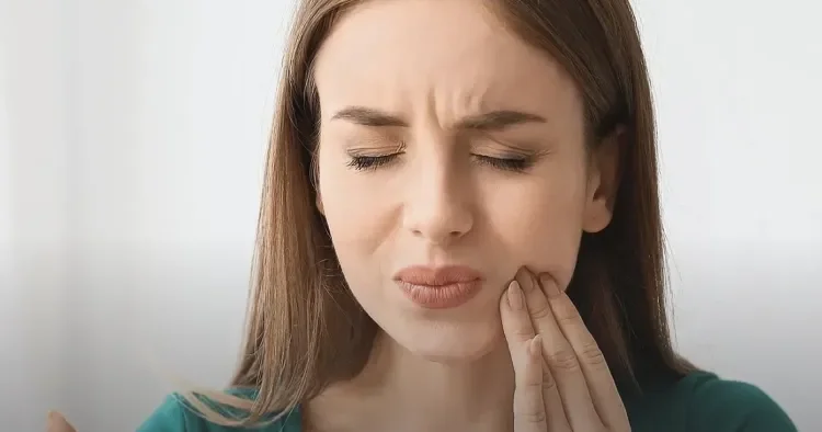 Diş həssaslığının artma səbəbləri nələrdir?