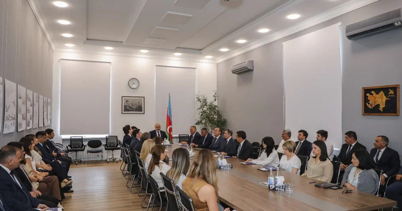 Bakı Şəhər Memarlıq və Şəhərsalma Baş İdarəsində müşavirə keçirilib