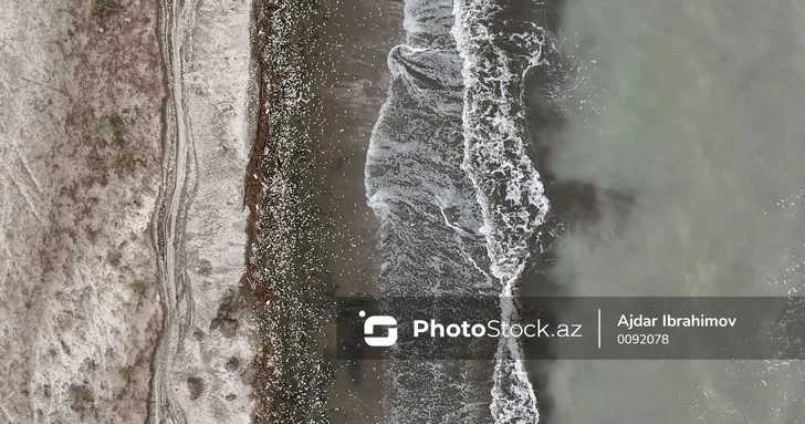 Каспийское море отступает: 40 тысяч гектаров суши вышли из под воды