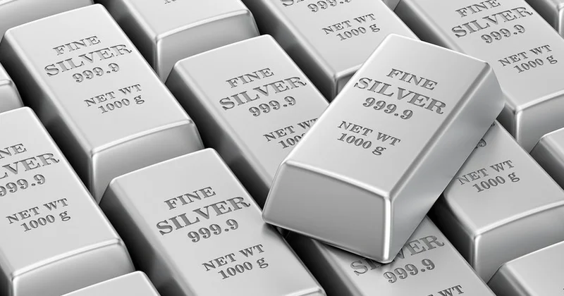 Стоимость серебра на Comex превысила $39 впервые с сентября 2011 года