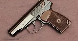 Ata 25 yaşlı qızını güllələdi