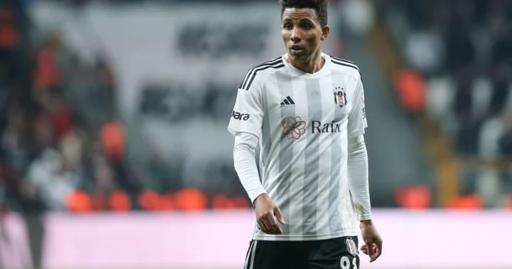 Beşiktaş portuqaliyalı ulduzla bağlı iddianı təkzib etdi