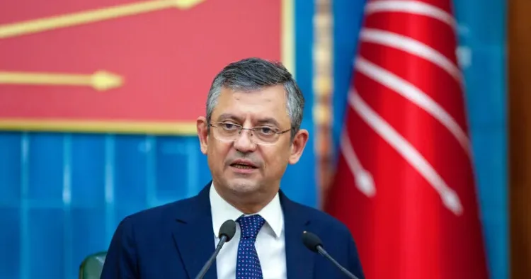 Partiyamız sülhün tərəfdarıdır Özgür Özəl