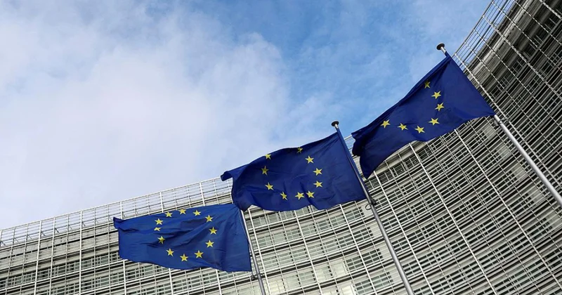 Евросоюз обратился с призывом к Азербайджану и Армении