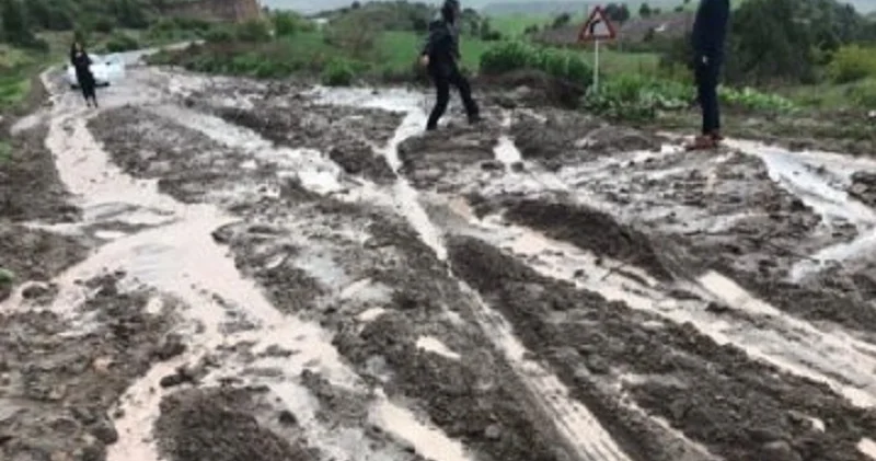 Xoy rayonunda kəndlər sel altında qaldı
