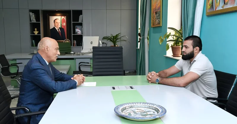 Dünya arenasında Azərbaycanı tanıtdıran idmançı FOTO