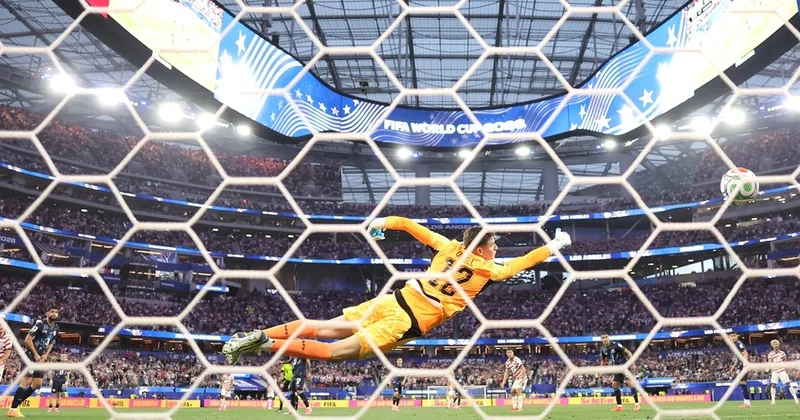 DÇ 2026 da yarımfinal uğrunda döyüş: Holand Keynə, Messi İsveçrə səddinə qarşı in İCMALI