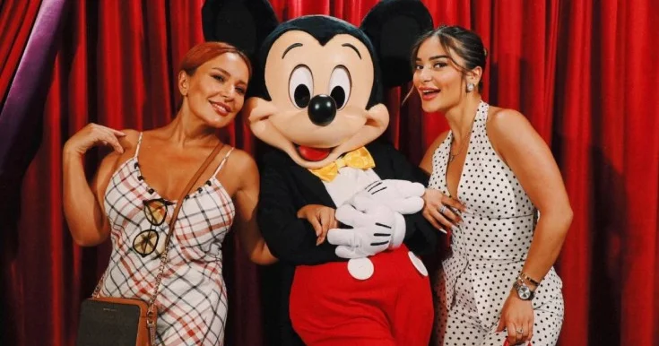 Tünzalə qızı ilə Disneyland də Fotolar+Video
