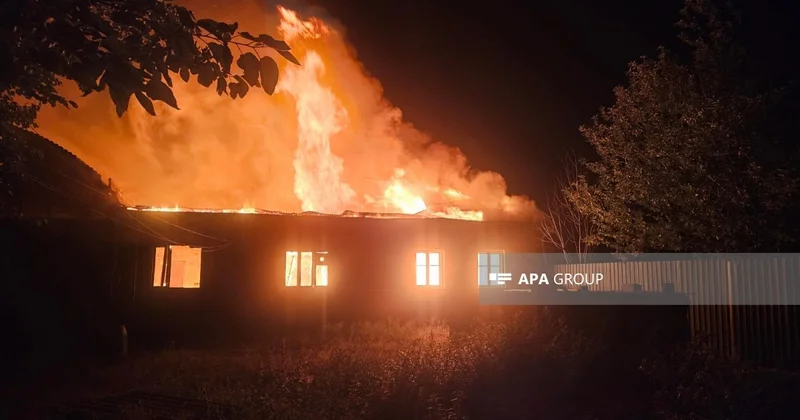 Tovuzda fərdi yaşayış evi yanıb, iki nəfər xəsarət alıb