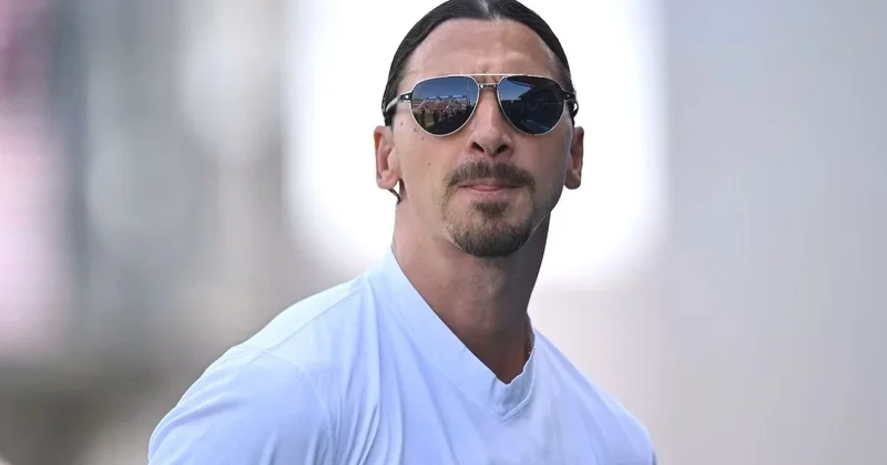 Zlatan İbrahimoviç Belçikanın məşqçilərini və Lammensi tənqid edib