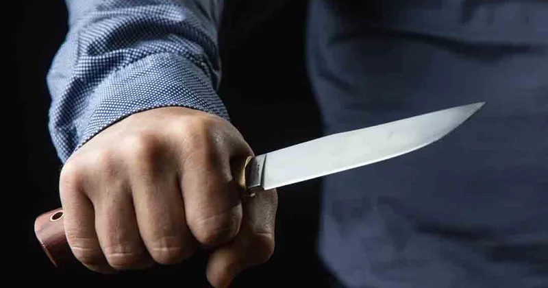 Поножовщина во дворе школы интерната в Баку: один человек получил ранение