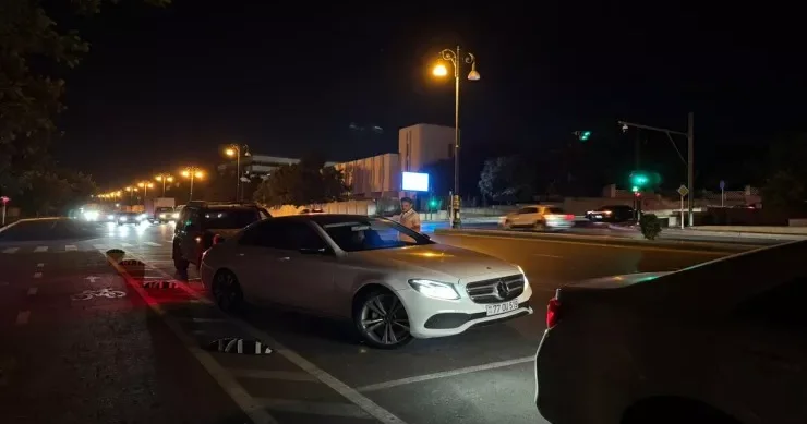 Yasamalda “KamAZ” “Mercedes”lə toqquşdu
