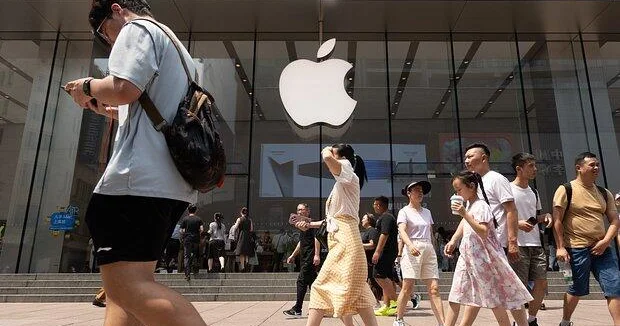 Apple обвинили в краже