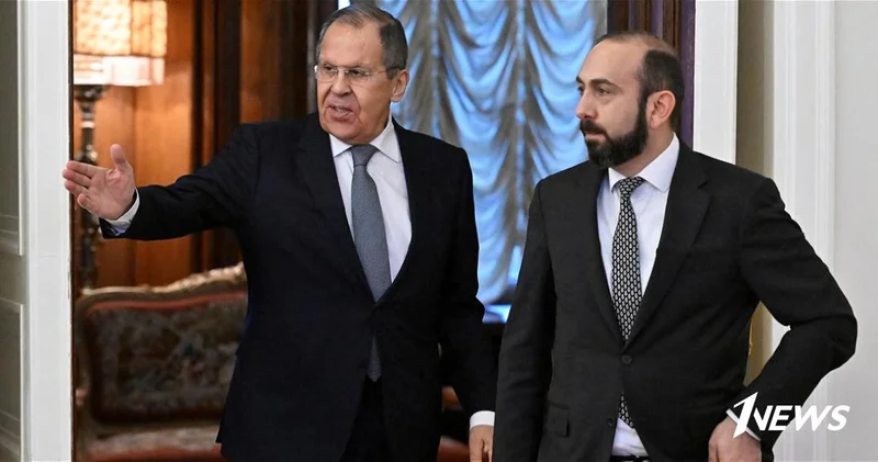 Лавров и Мирзоян обсудили детали встречи лидеров Армении, Азербайджана и США