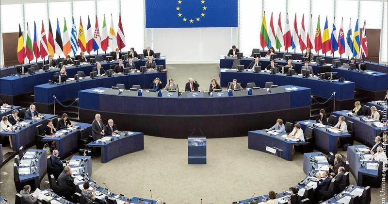 Европарламент назвал договоренности в Вашингтоне прорывом в отношениях Баку и Еревана