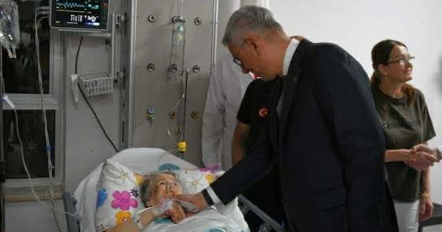 Türkiyəli nazir: “18 nəfər evə buraxılıb, 11 yaralının müalicəsi davam edir”