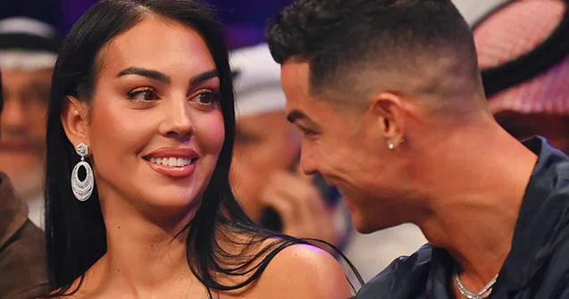 Ronaldo sevgilisinə evlilik təklif etdi Foto