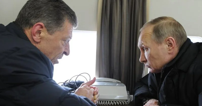Putinin ətrafında müharibəyə qarşı çıxan yeganə şəxs “Kozak onu müharibəni dayandırmağa çağırıb”
