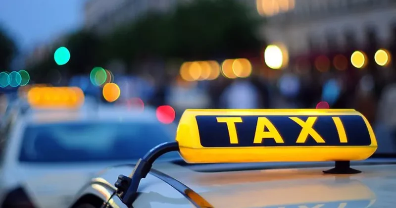В Азербайджане футбольный арбитр стал таксистом ФОТО