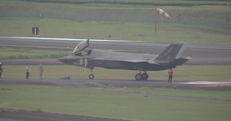 Britaniyanın “F 35” təyyarəsi Yaponiyaya təcili eniş edib