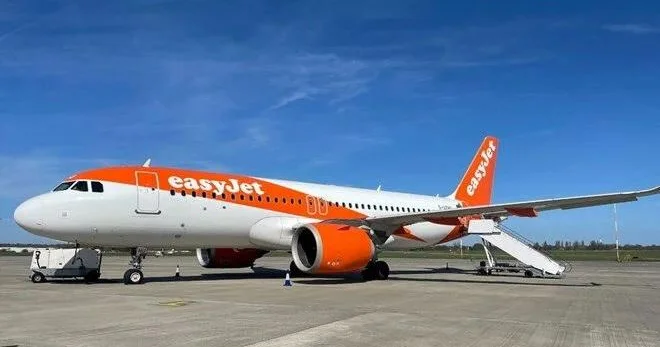 Sərxoş və çılpaq yaxalanan pilot vəzifəsindən uzaqlaşdırıldı