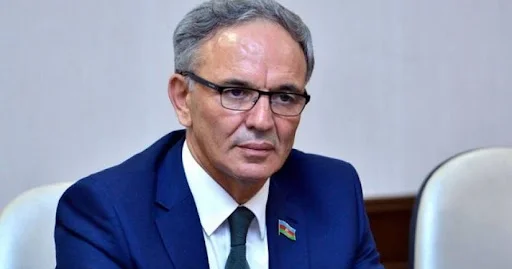 “Xalq” la “Respublika” nın birləşməsi nə yerdədir?