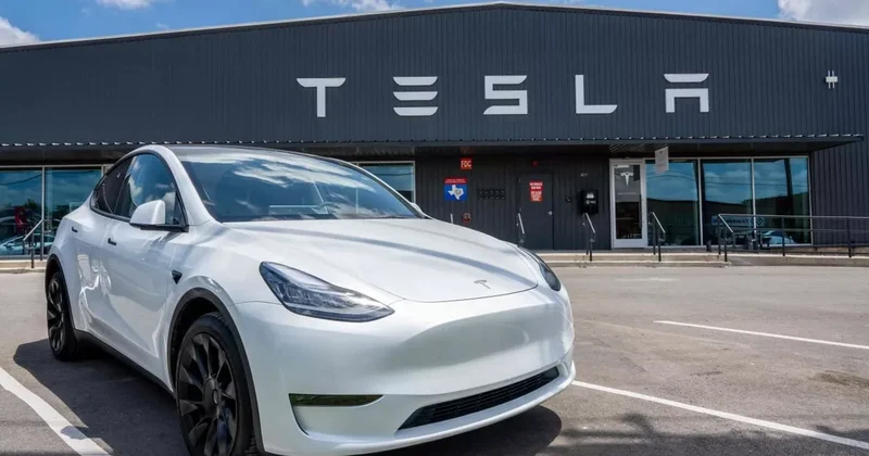 Tesla открыла первый шоурум в Индии