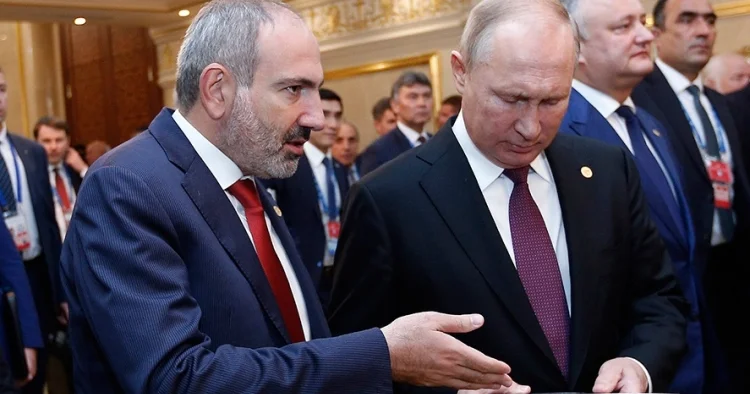 Paşinyan Putinə zəng edib: Vaşinqton görüşü güzakirə olunub