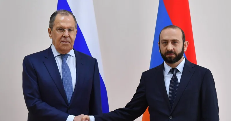 Lavrov Mirzoyanla danışdı: Əliyev Tramp Paşinyan görüşü...