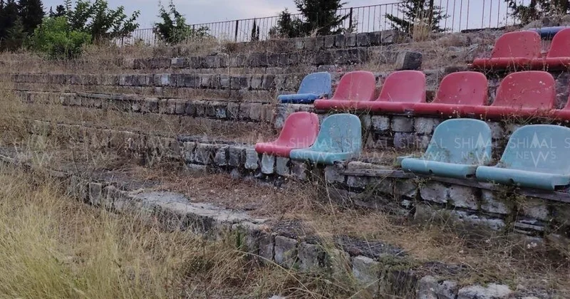 Qaxın mərkəzi stadionu baxımsız qalıb VİDEO