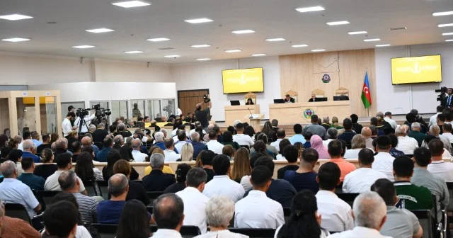 Əsirlikdə avtomatın qundağı ilə, rezin dəyənəklə döyülüb, işgəncələrə məruz qalıb MƏHKƏMƏ