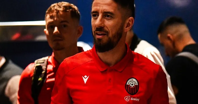 Qarabağ la oyun üçün Bakıya gəldilər FOTOLAR