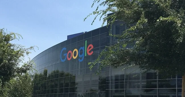 Məhkəmə Google u qaydaları dəyişməyə məcbur etdi