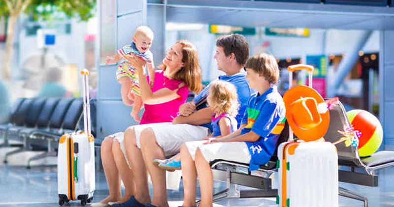 Uşaqlarla tətilə gedərkən bunlara diqqət edin Pediatrdan vacib tövsiyələr