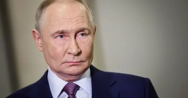 Путин впервые за 13 лет посетил Сахалинскую область РФ